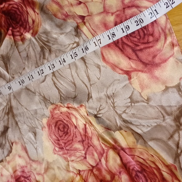 Mulberry Silk Wrap/Shawl - Picture 14 of 16